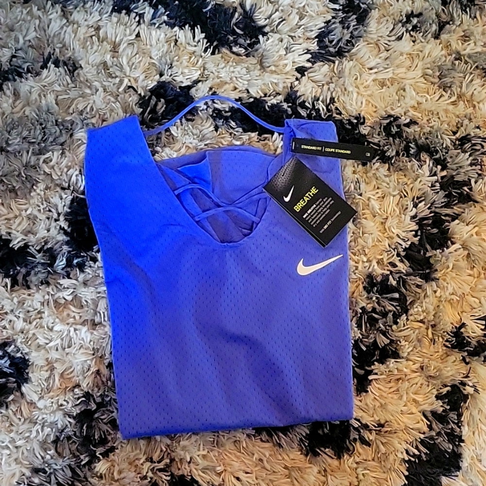 Nike Dri-Fit workout top, blue, size medium